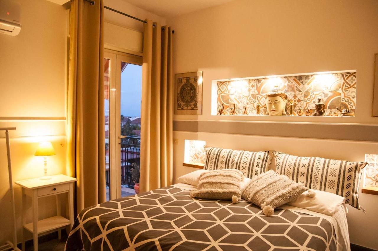 Attico Rooms Giardini Naxos Bagian luar foto