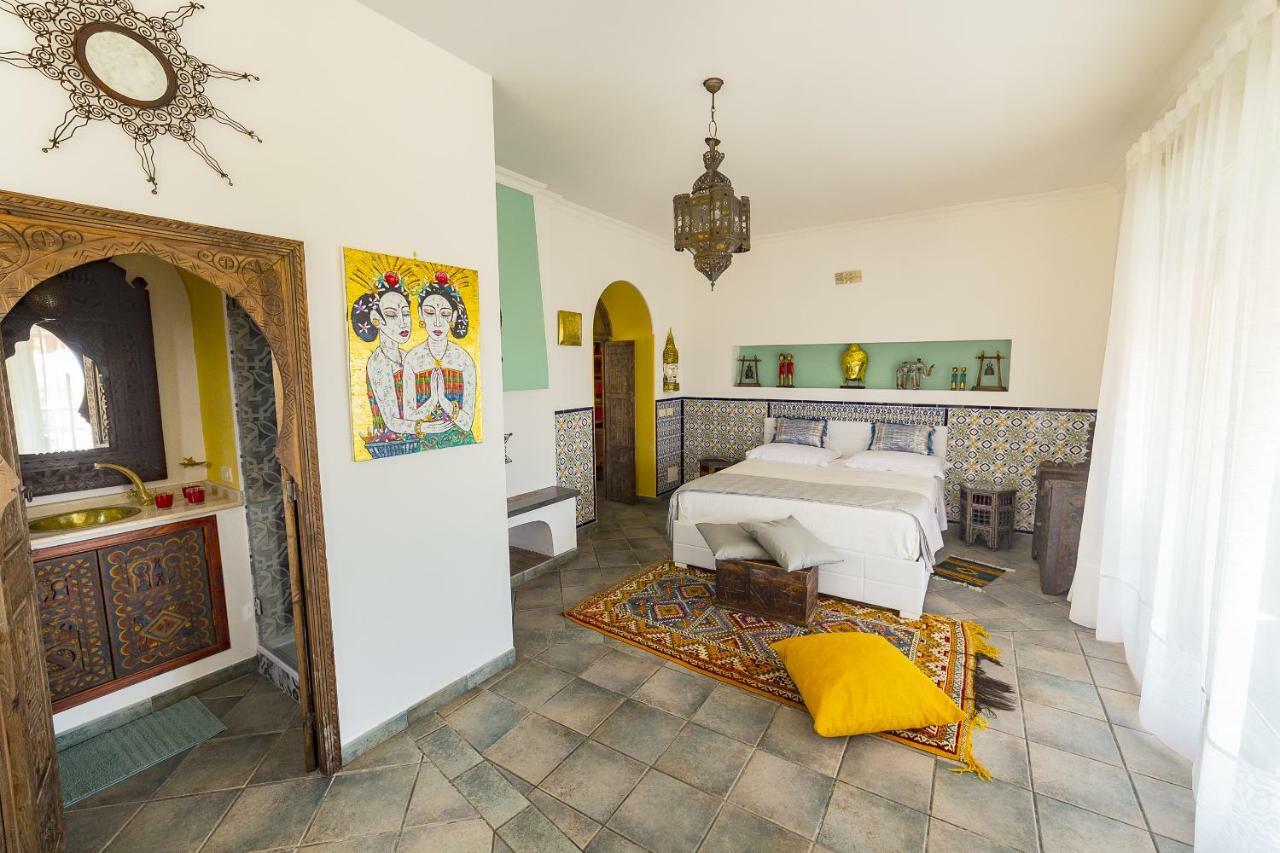 Attico Rooms Giardini Naxos Bagian luar foto